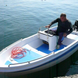 Лодка 3,7 м